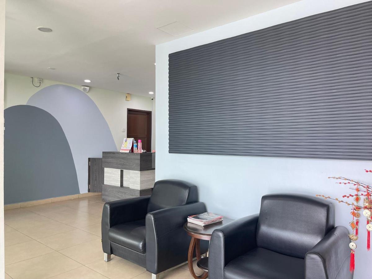 Mr Homestay Hotelstyle Room טלוק אינטן מראה חיצוני תמונה
