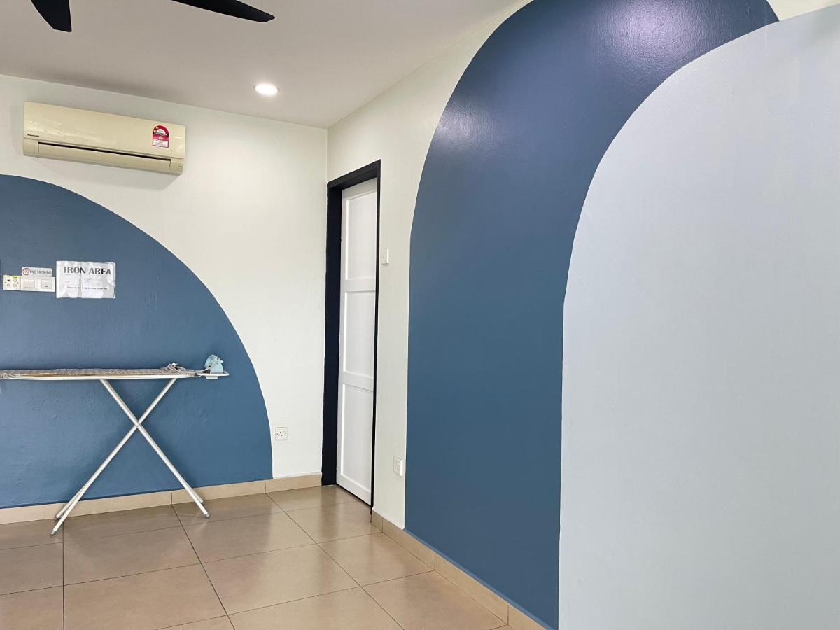 Mr Homestay Hotelstyle Room טלוק אינטן מראה חיצוני תמונה