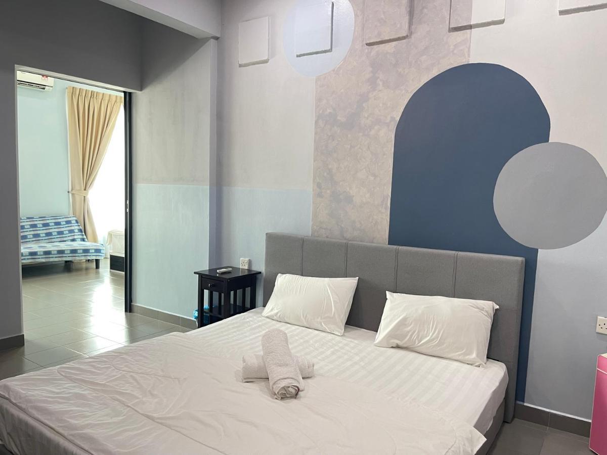 Mr Homestay Hotelstyle Room טלוק אינטן מראה חיצוני תמונה